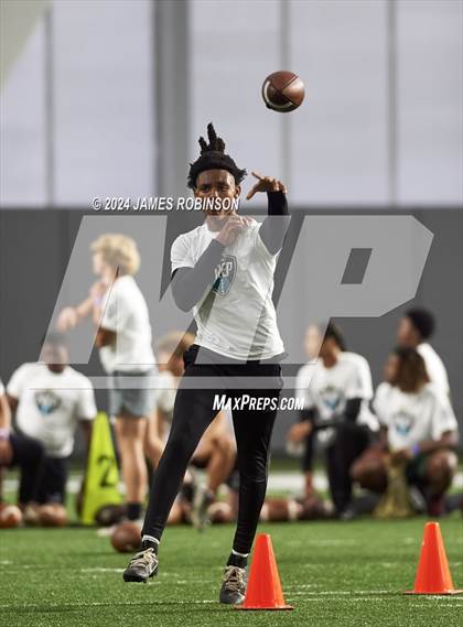 Thumbnail 1 in Jaguars QB Skills Challenge photogallery.