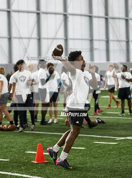 Thumbnail 2 in Jaguars QB Skills Challenge photogallery.