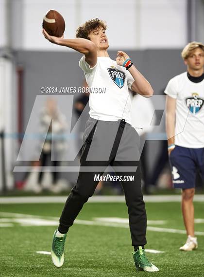 Thumbnail 1 in Jaguars QB Skills Challenge photogallery.