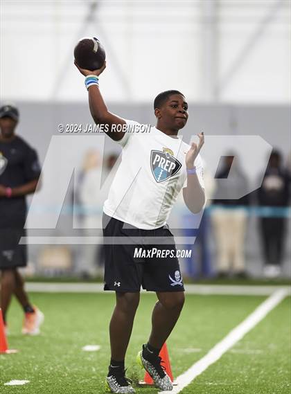 Thumbnail 2 in Jaguars QB Skills Challenge photogallery.