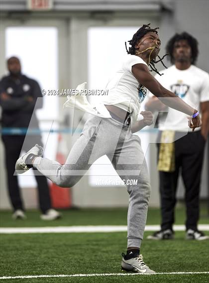 Thumbnail 1 in Jaguars QB Skills Challenge photogallery.