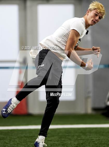 Thumbnail 1 in Jaguars QB Skills Challenge photogallery.