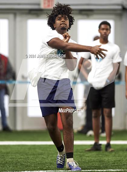 Thumbnail 2 in Jaguars QB Skills Challenge photogallery.