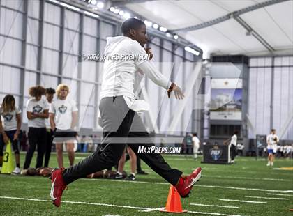 Thumbnail 1 in Jaguars QB Skills Challenge photogallery.