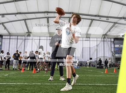 Thumbnail 3 in Jaguars QB Skills Challenge photogallery.