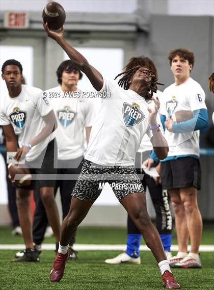 Thumbnail 3 in Jaguars QB Skills Challenge photogallery.