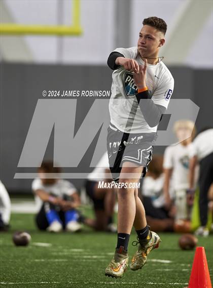 Thumbnail 1 in Jaguars QB Skills Challenge photogallery.