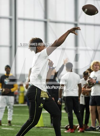 Thumbnail 2 in Jaguars QB Skills Challenge photogallery.