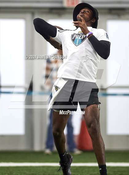 Thumbnail 1 in Jaguars QB Skills Challenge photogallery.