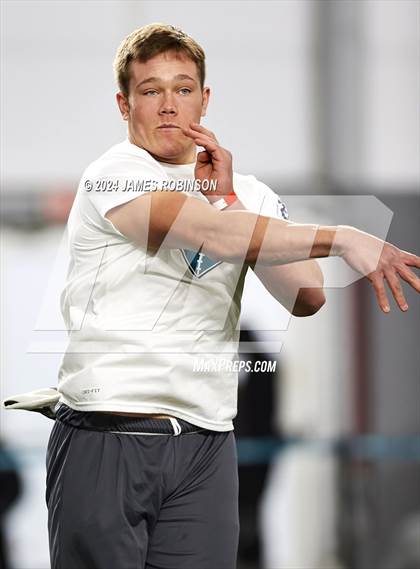 Thumbnail 3 in Jaguars QB Skills Challenge photogallery.