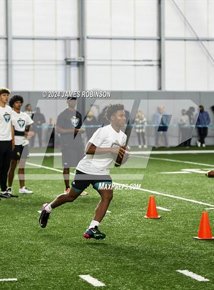 Thumbnail 1 in Jaguars QB Skills Challenge photogallery.