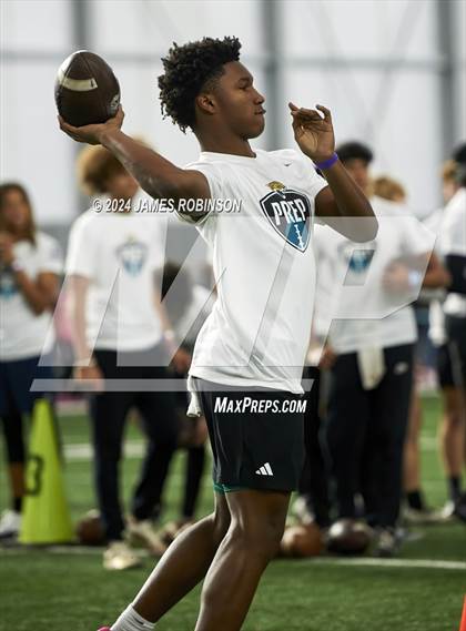 Thumbnail 2 in Jaguars QB Skills Challenge photogallery.