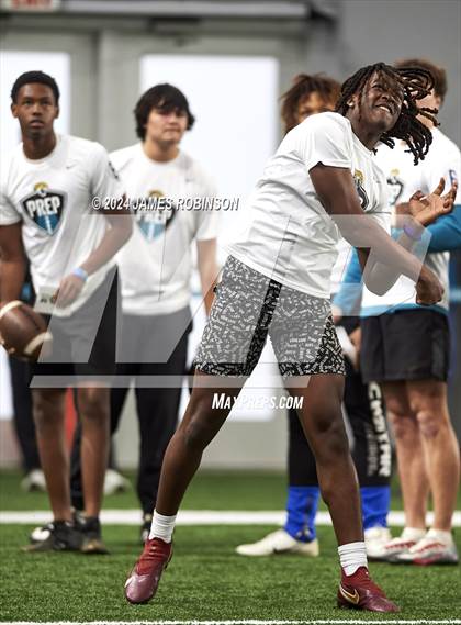 Thumbnail 1 in Jaguars QB Skills Challenge photogallery.