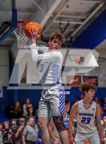Thumbnail 2 in Cotter vs Life way Christian (2A-1 District Tournament) photogallery.