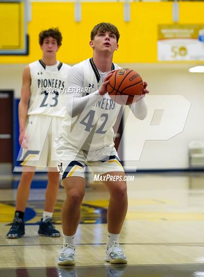 Thumbnail 1 in New Palestine @ Mooresville photogallery.