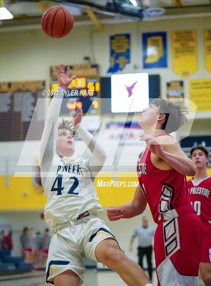 Thumbnail 2 in New Palestine @ Mooresville photogallery.