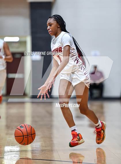 Thumbnail 3 in Chapel Hill @ Tenaha (Holiday Hoops Classic) photogallery.