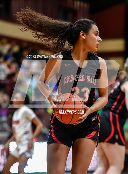 Thumbnail 2 in Chapel Hill @ Tenaha (Holiday Hoops Classic) photogallery.