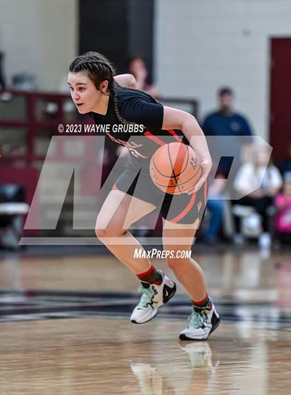 Thumbnail 3 in Chapel Hill @ Tenaha (Holiday Hoops Classic) photogallery.