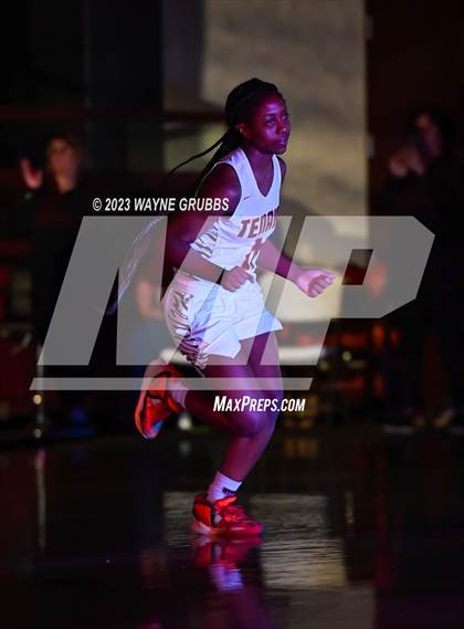 Thumbnail 2 in Chapel Hill @ Tenaha (Holiday Hoops Classic) photogallery.