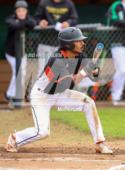 Thumbnail 3 in Centralia vs Tumwater photogallery.
