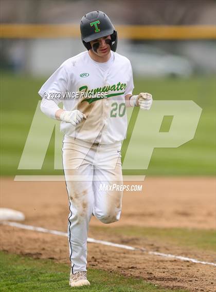 Thumbnail 3 in Centralia vs Tumwater photogallery.