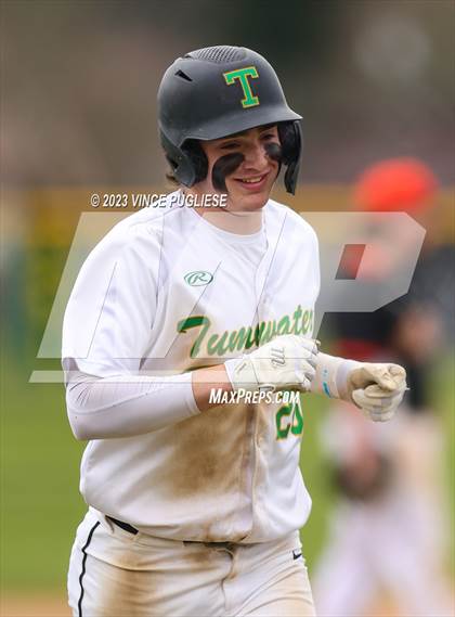 Thumbnail 3 in Centralia vs Tumwater photogallery.