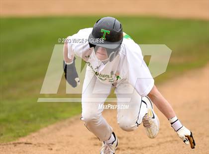 Thumbnail 2 in Centralia vs Tumwater photogallery.