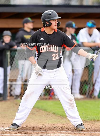 Thumbnail 2 in Centralia vs Tumwater photogallery.
