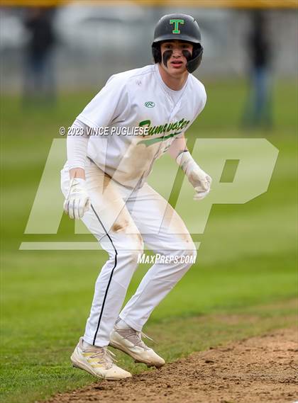 Thumbnail 2 in Centralia vs Tumwater photogallery.