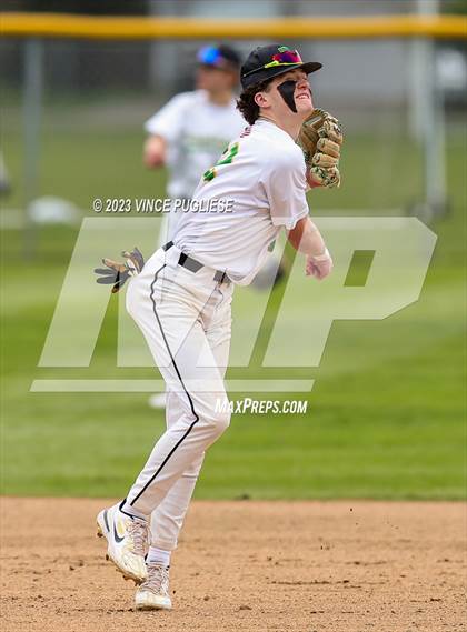 Thumbnail 3 in Centralia vs Tumwater photogallery.