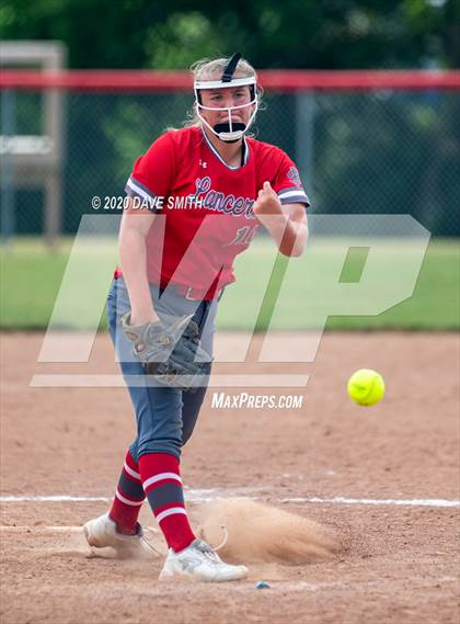 Thumbnail 2 in North Scott @ Davenport West photogallery.