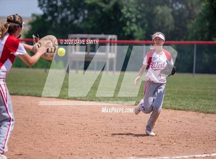 Thumbnail 1 in North Scott @ Davenport West photogallery.