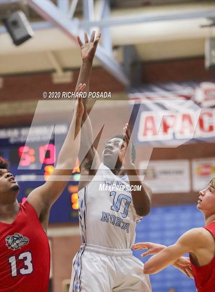 Thumbnail 1 in Clovis North vs. Folsom (Central Valley Showcase) photogallery.