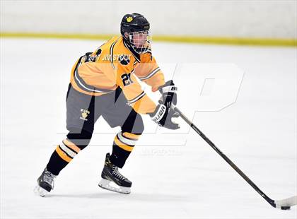 Thumbnail 3 in JV: Hamden Hall vs. Hand (Milford Holiday Jamboree Division B Final) photogallery.