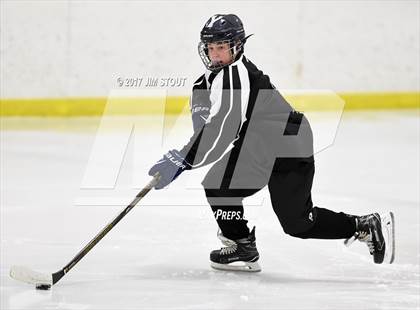 Thumbnail 2 in JV: Hamden Hall vs. Hand (Milford Holiday Jamboree Division B Final) photogallery.