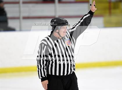 Thumbnail 3 in JV: Hamden Hall vs. Hand (Milford Holiday Jamboree Division B Final) photogallery.