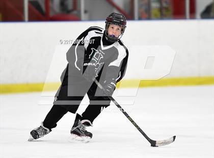 Thumbnail 1 in JV: Hamden Hall vs. Hand (Milford Holiday Jamboree Division B Final) photogallery.