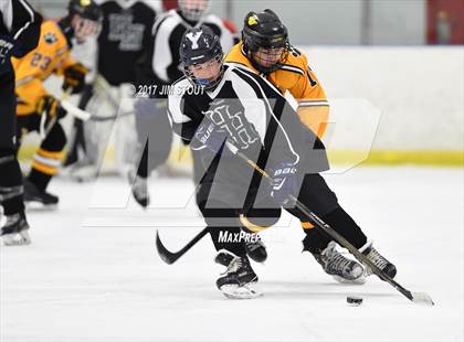 Thumbnail 2 in JV: Hamden Hall vs. Hand (Milford Holiday Jamboree Division B Final) photogallery.