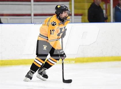 Thumbnail 2 in JV: Hamden Hall vs. Hand (Milford Holiday Jamboree Division B Final) photogallery.