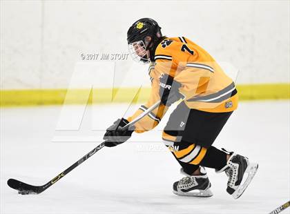 Thumbnail 1 in JV: Hamden Hall vs. Hand (Milford Holiday Jamboree Division B Final) photogallery.