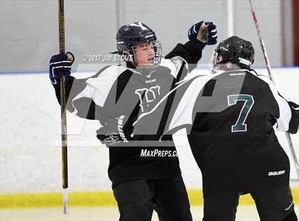 Thumbnail 1 in JV: Hamden Hall vs. Hand (Milford Holiday Jamboree Division B Final) photogallery.