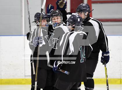 Thumbnail 2 in JV: Hamden Hall vs. Hand (Milford Holiday Jamboree Division B Final) photogallery.