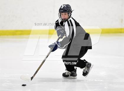 Thumbnail 3 in JV: Hamden Hall vs. Hand (Milford Holiday Jamboree Division B Final) photogallery.