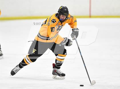 Thumbnail 2 in JV: Hamden Hall vs. Hand (Milford Holiday Jamboree Division B Final) photogallery.