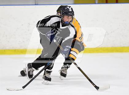 Thumbnail 3 in JV: Hamden Hall vs. Hand (Milford Holiday Jamboree Division B Final) photogallery.