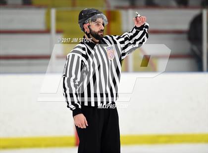 Thumbnail 2 in JV: Hamden Hall vs. Hand (Milford Holiday Jamboree Division B Final) photogallery.