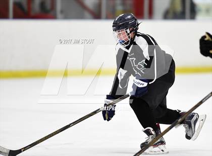 Thumbnail 3 in JV: Hamden Hall vs. Hand (Milford Holiday Jamboree Division B Final) photogallery.