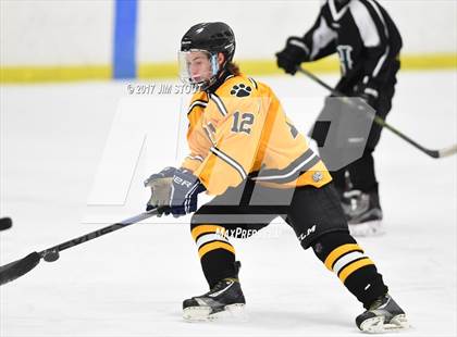 Thumbnail 1 in JV: Hamden Hall vs. Hand (Milford Holiday Jamboree Division B Final) photogallery.