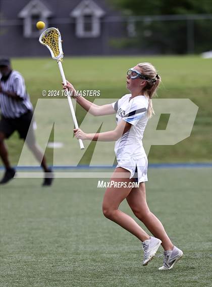 Thumbnail 3 in Ravenscroft @ Charlotte Latin (NCISAA D1 Quarterfinal) photogallery.